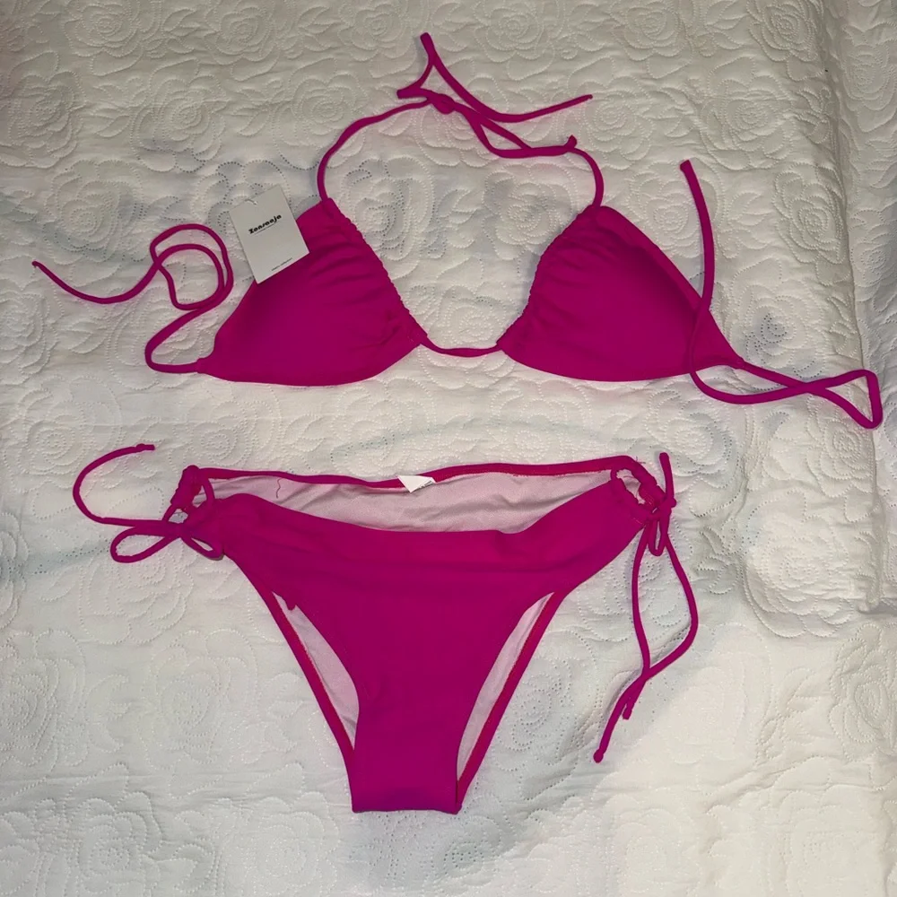 Women’s Pink Triangle Bikini Set - Size Large - Picture 2 of 8